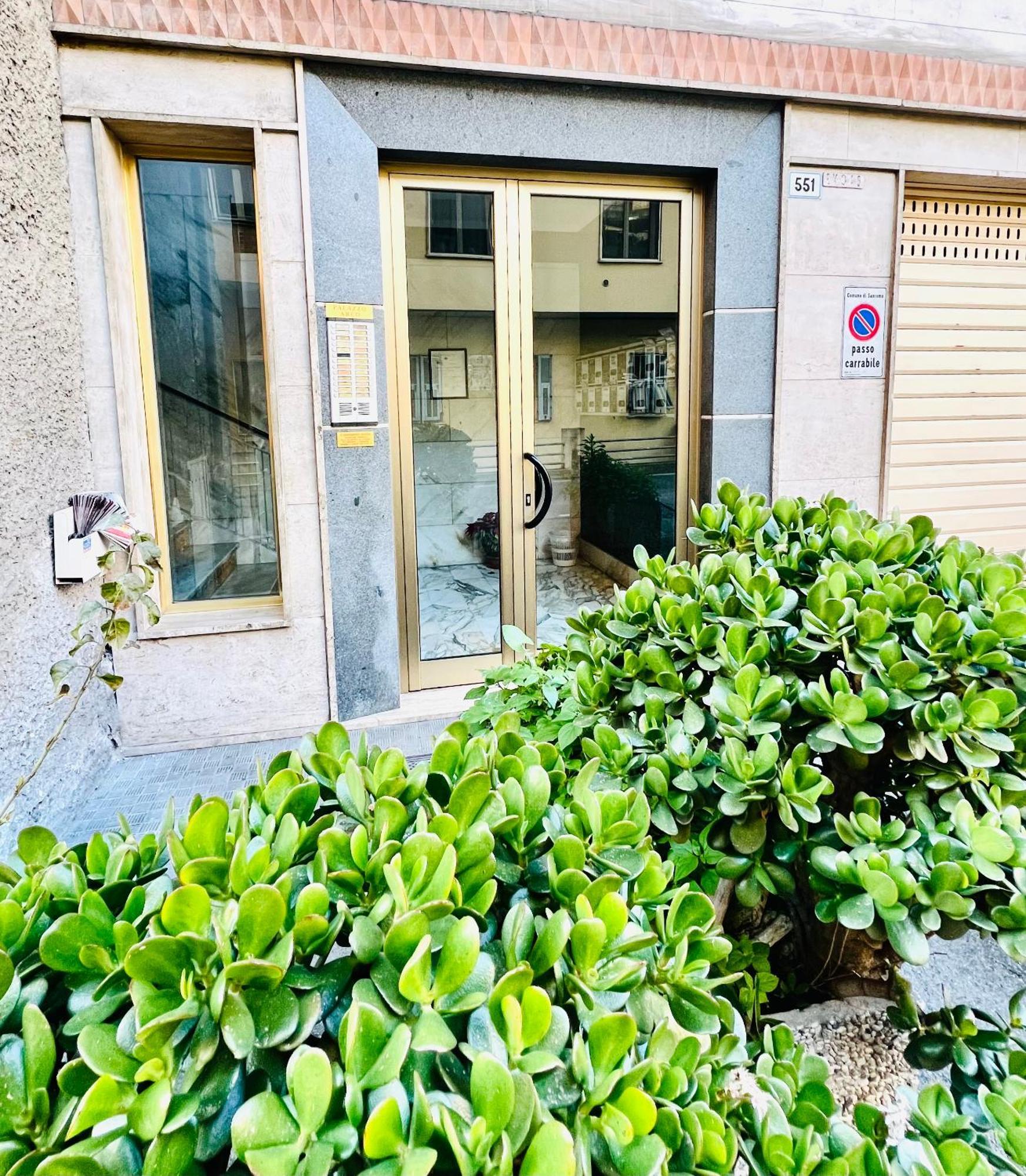 شقة Il Giardino Del Comandante - Trilocale Con Garage سانريمو المظهر الخارجي الصورة